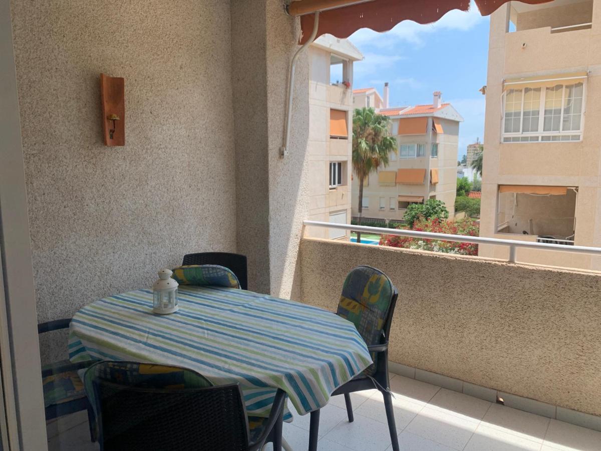 شقة Piso Vacacional Con Piscina En بينيكاسّين المظهر الخارجي الصورة